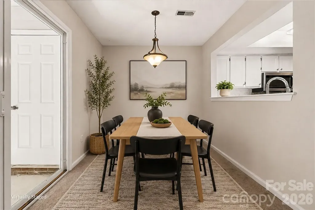 9478 S Vicksburg Park Court Charlotte NC 28210