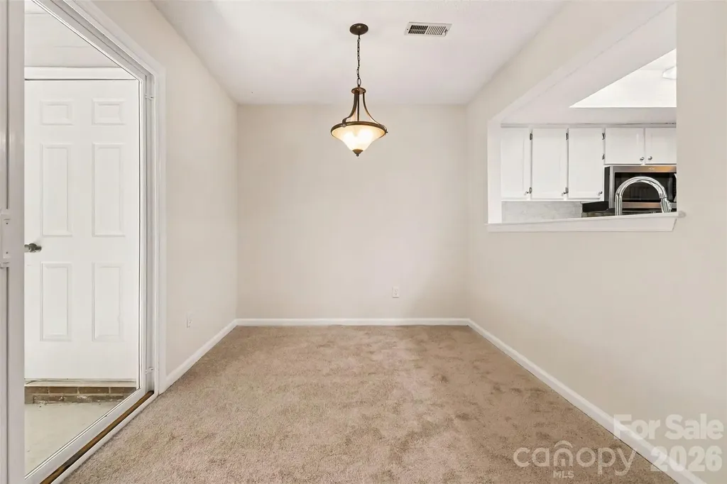 9478 S Vicksburg Park Court Charlotte NC 28210