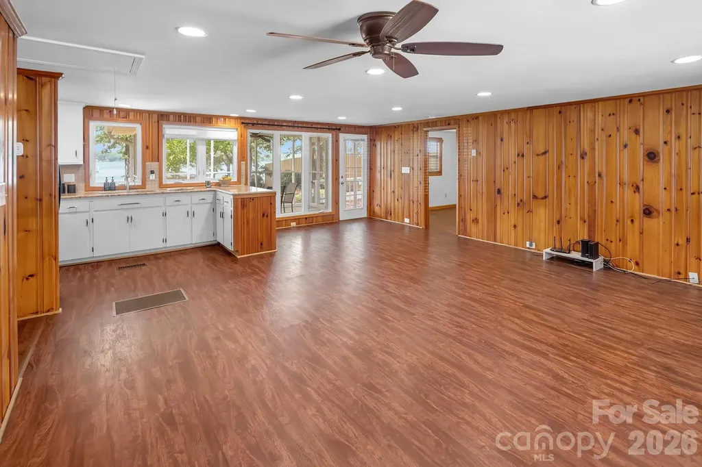 49294 Wood Land Drive Norwood NC 28128