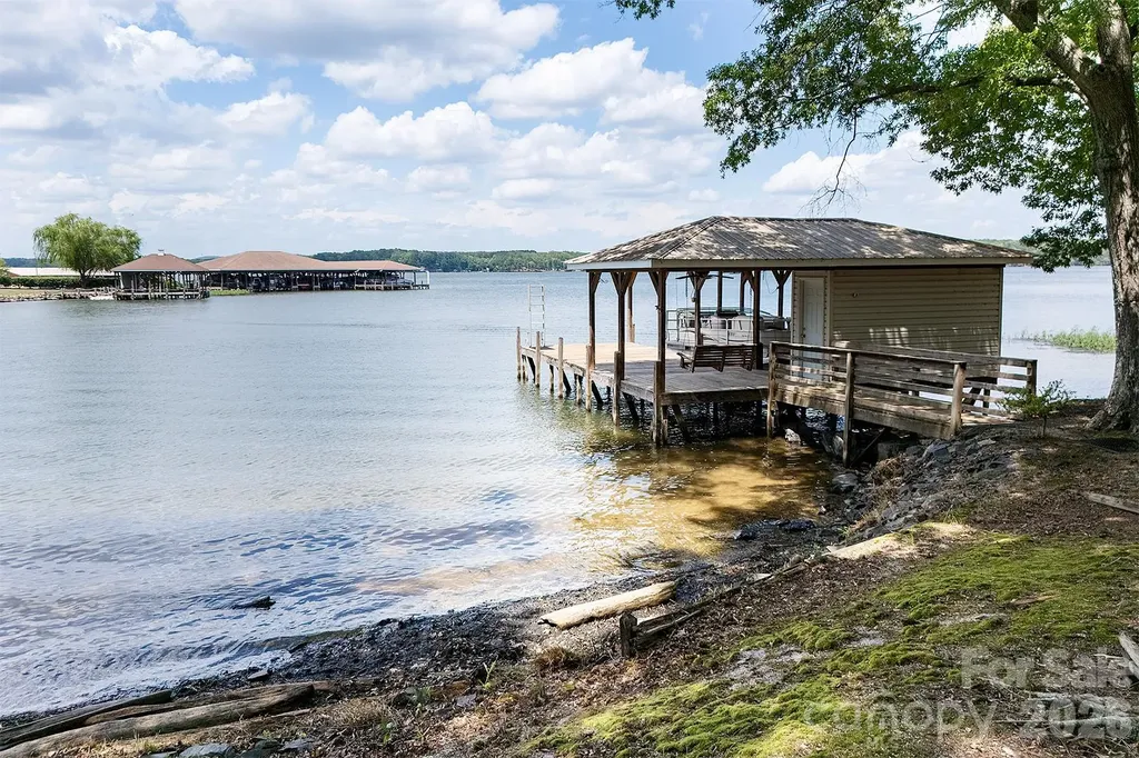 49294 Wood Land Drive Norwood NC 28128