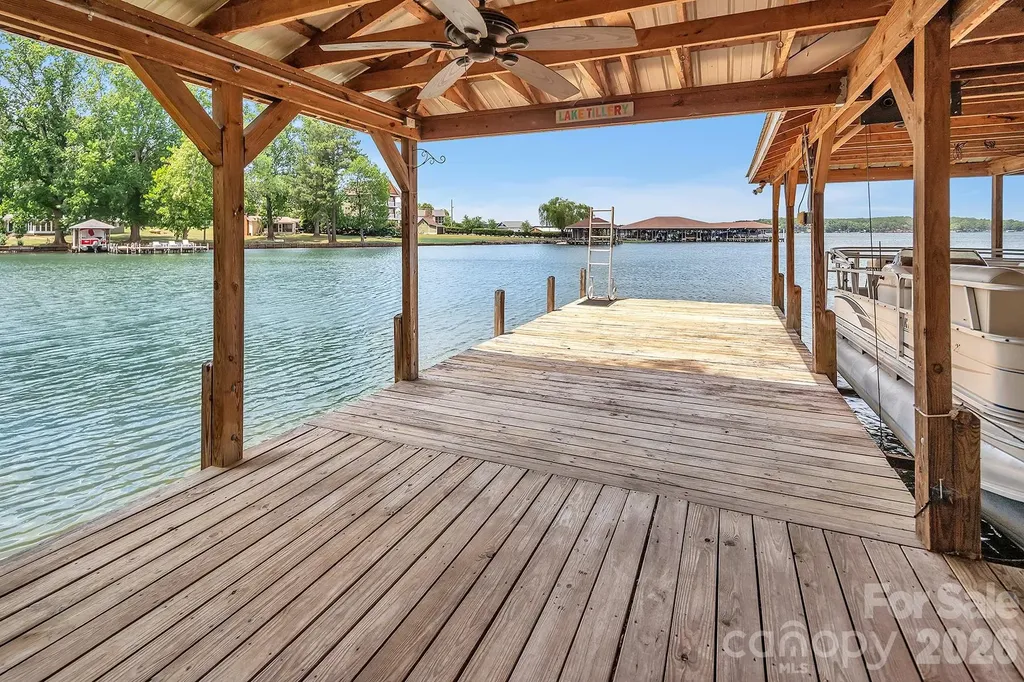 49294 Wood Land Drive Norwood NC 28128