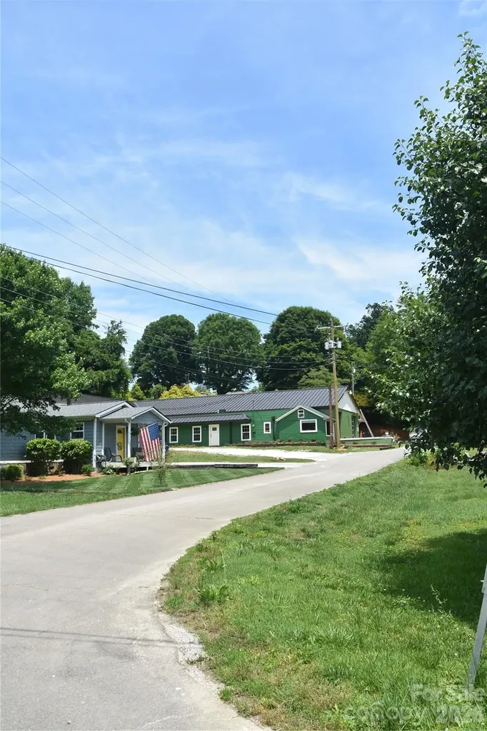68 Circle Drive Marion NC 28752
