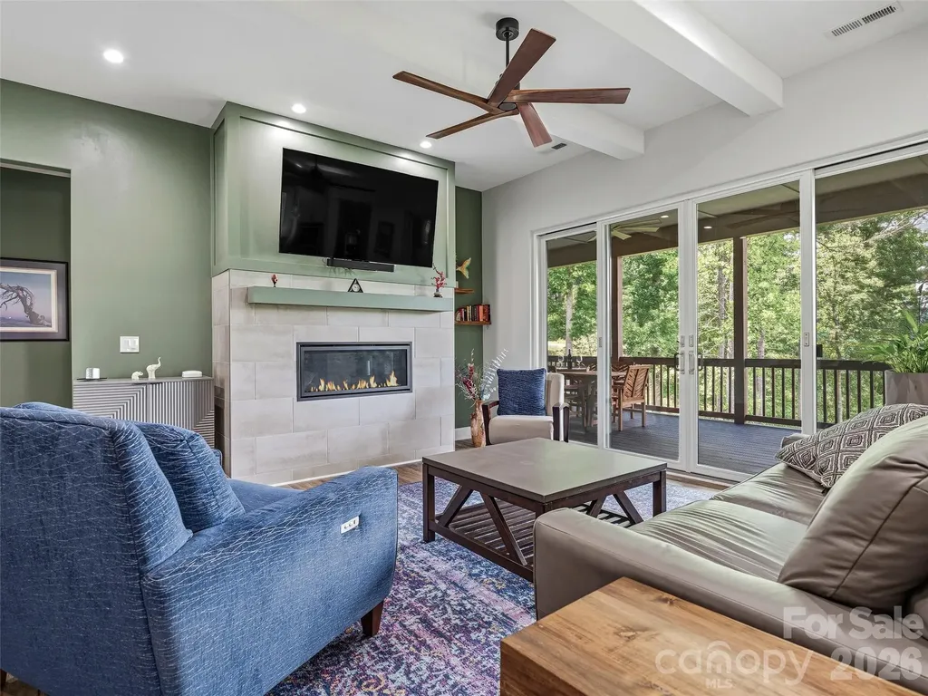 11 Timber Hill Drive Leicester NC 28748
