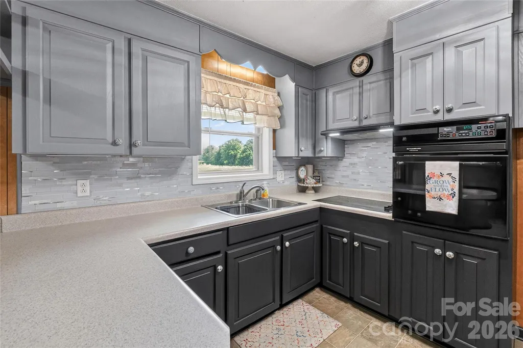 1316 Drumstand Road Stony Point NC 28678
