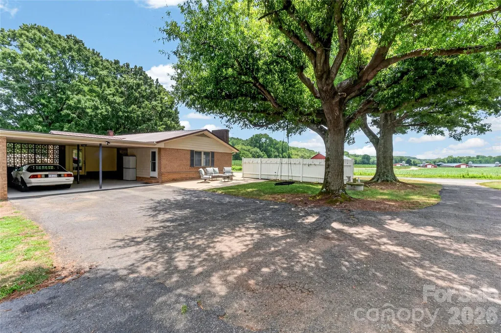 1316 Drumstand Road Stony Point NC 28678