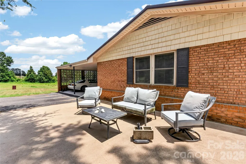 1316 Drumstand Road Stony Point NC 28678
