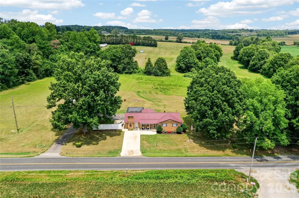 1316 Drumstand Road Stony Point NC 28678