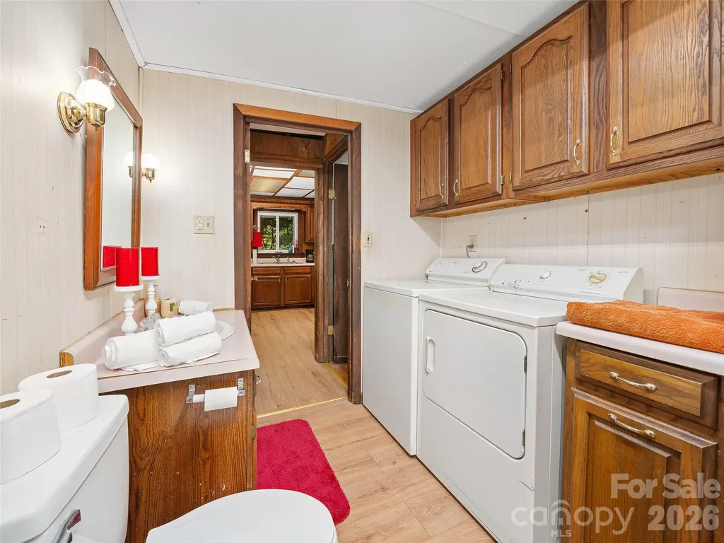 552 N Fork Road Burnsville NC 28714