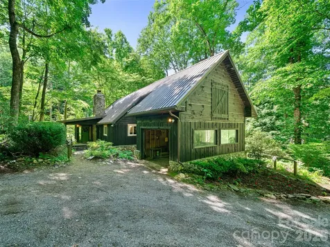 552 N Fork Road Burnsville NC 28714