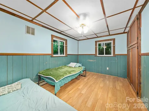 552 N Fork Road Burnsville NC 28714