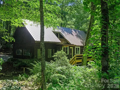 552 N Fork Road Burnsville NC 28714