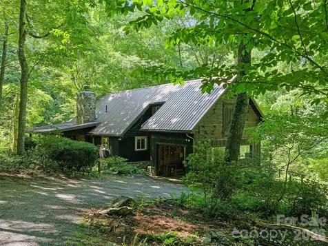 552 N Fork Road Burnsville NC 28714