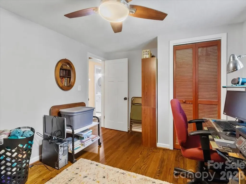 2 Ray Road Weaverville NC 28787