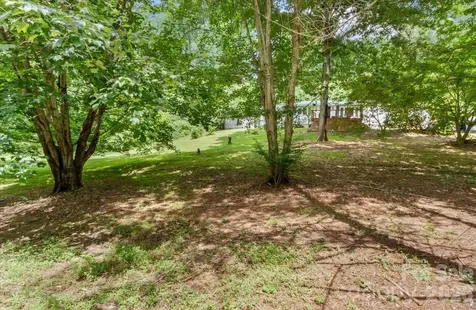 2 Ray Road Weaverville NC 28787