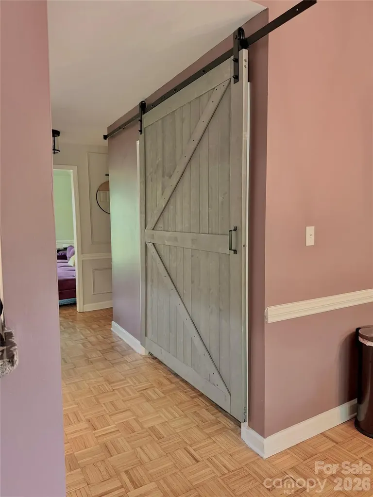 4015 Thistledown Court Charlotte NC 28269