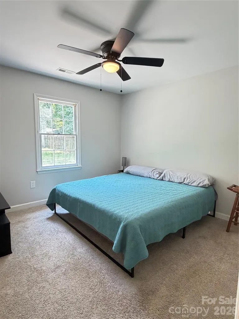 4015 Thistledown Court Charlotte NC 28269