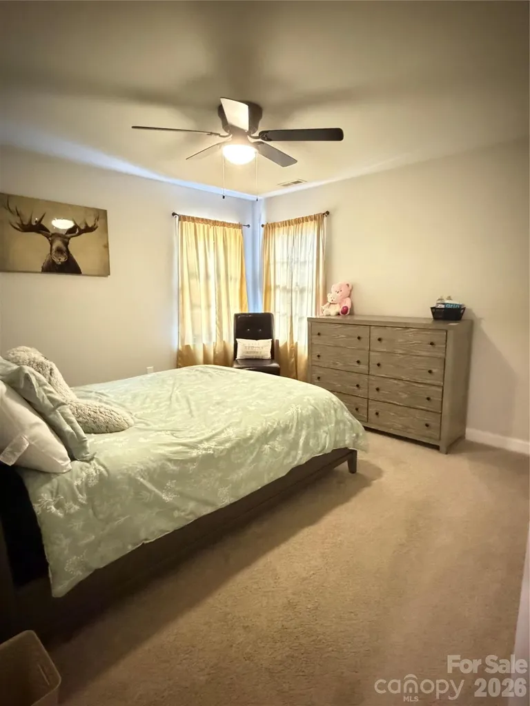 4015 Thistledown Court Charlotte NC 28269