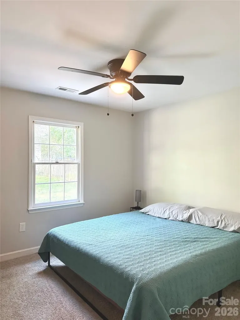 4015 Thistledown Court Charlotte NC 28269