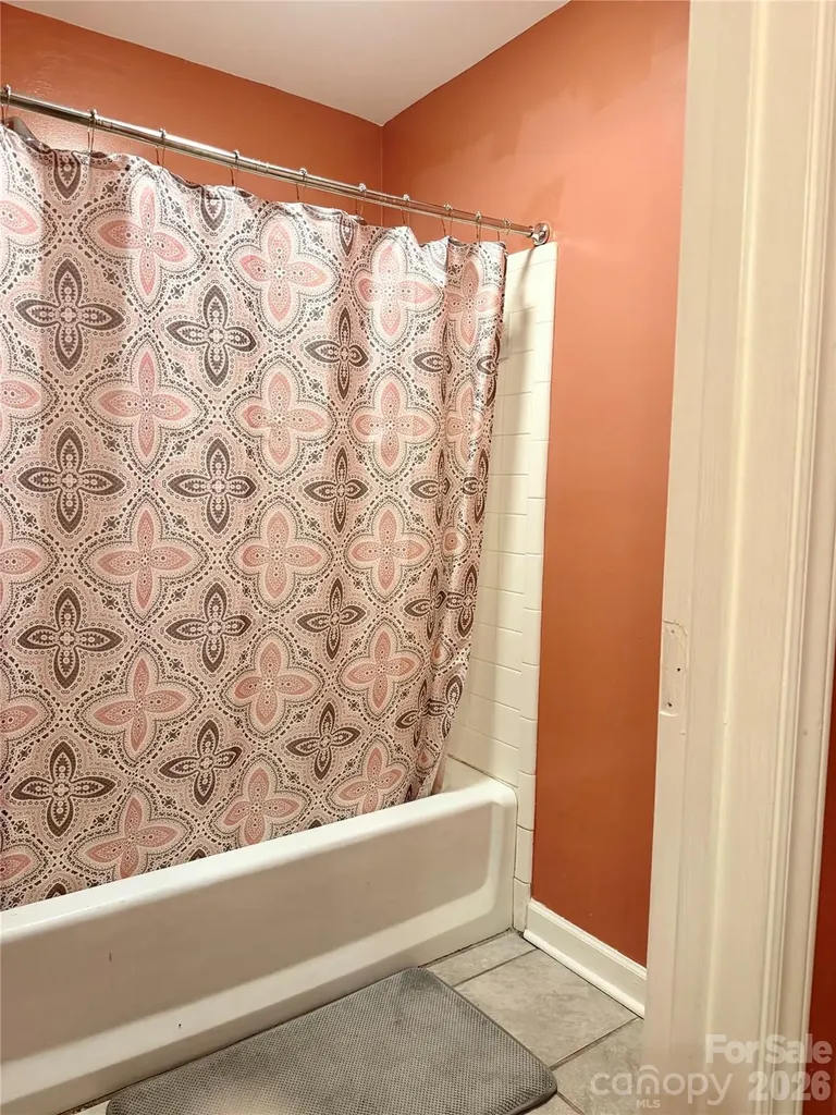 4015 Thistledown Court Charlotte NC 28269