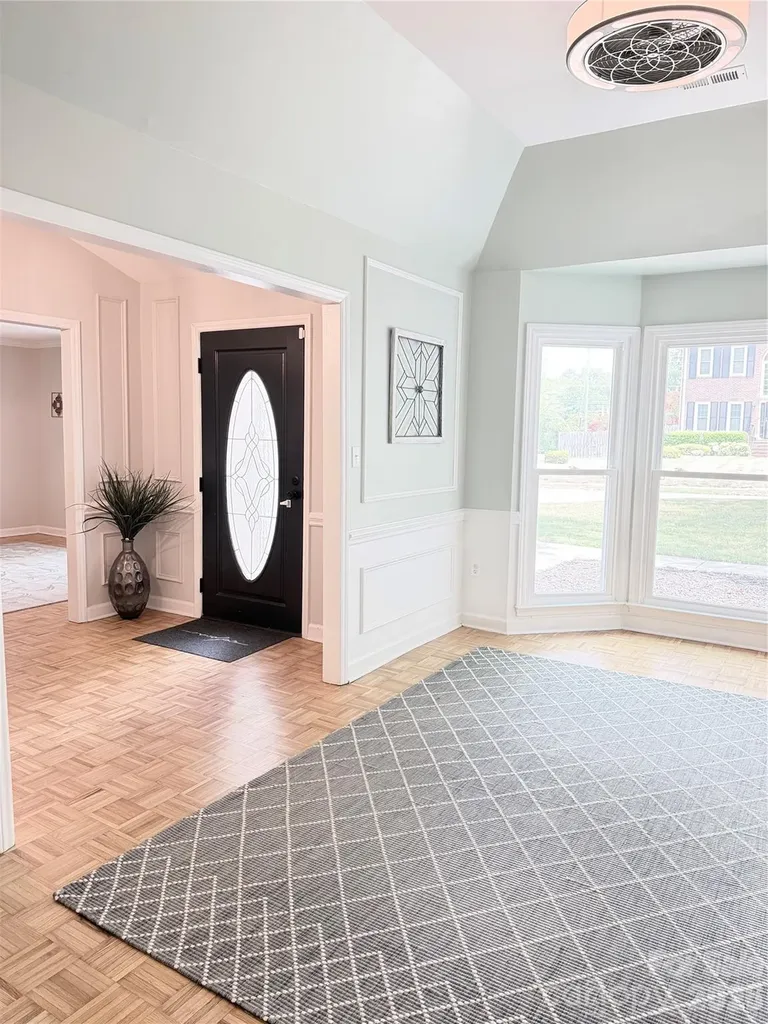 4015 Thistledown Court Charlotte NC 28269