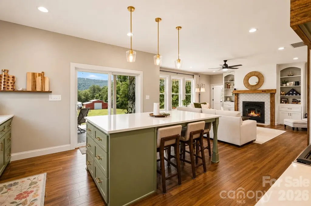 14 Daisy Lane Taylorsville NC 28681
