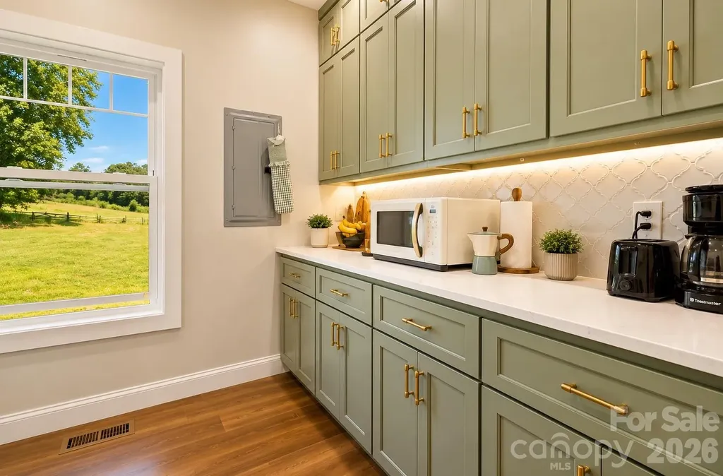 14 Daisy Lane Taylorsville NC 28681
