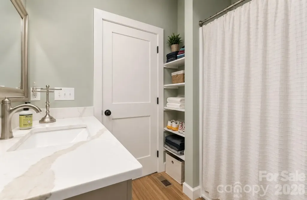 14 Daisy Lane Taylorsville NC 28681