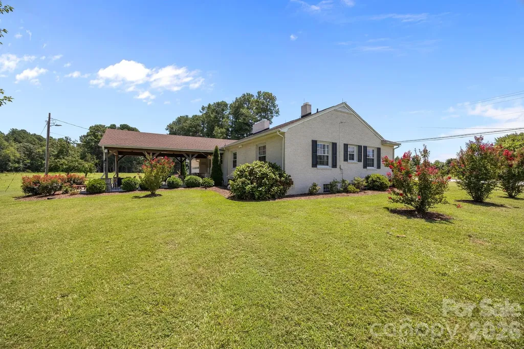 9256 Us Highway 311 Highway Archdale NC 27263