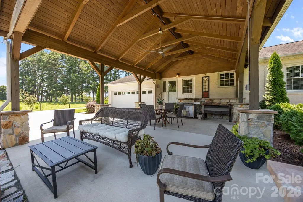 9256 Us Highway 311 Highway Archdale NC 27263