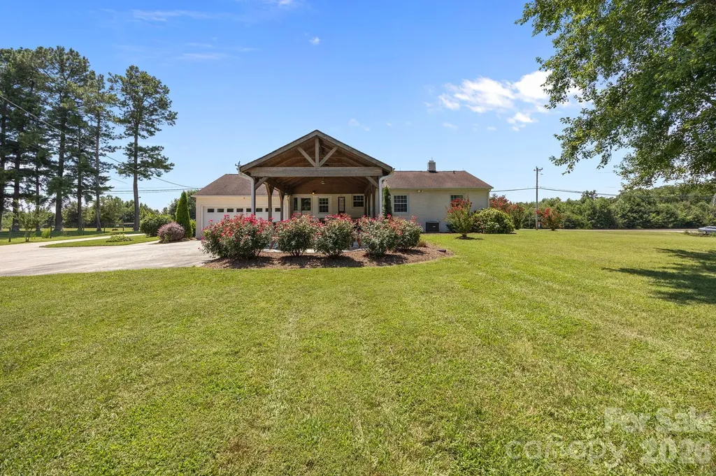 9256 Us Highway 311 Highway Archdale NC 27263