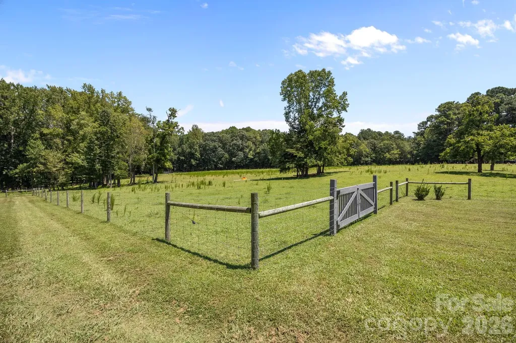 9256 Us Highway 311 Highway Archdale NC 27263