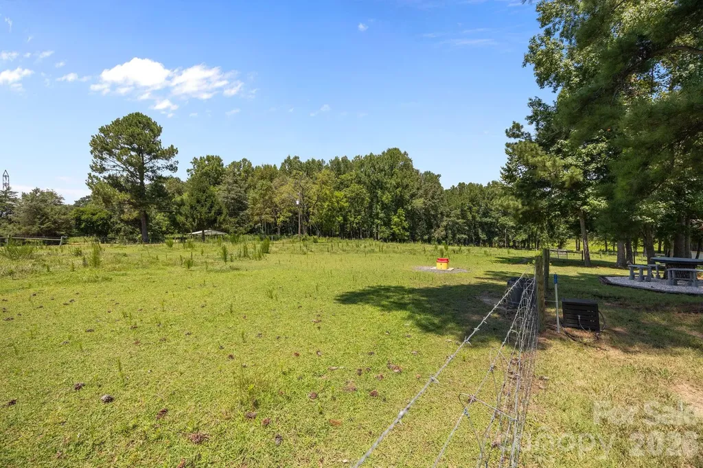 9256 Us Highway 311 Highway Archdale NC 27263