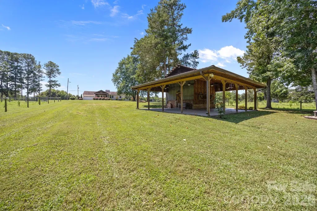 9256 Us Highway 311 Highway Archdale NC 27263