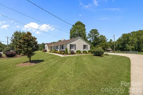 9256 Us Highway 311 Highway Archdale NC 27263