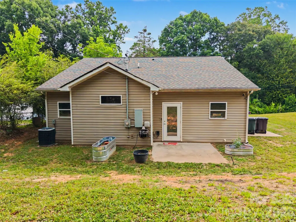309 James Street Gastonia NC 28052