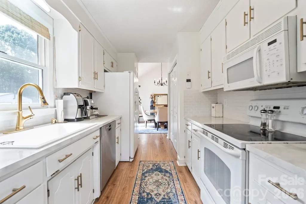 6168 King Wilkinson Road Denver NC 28037