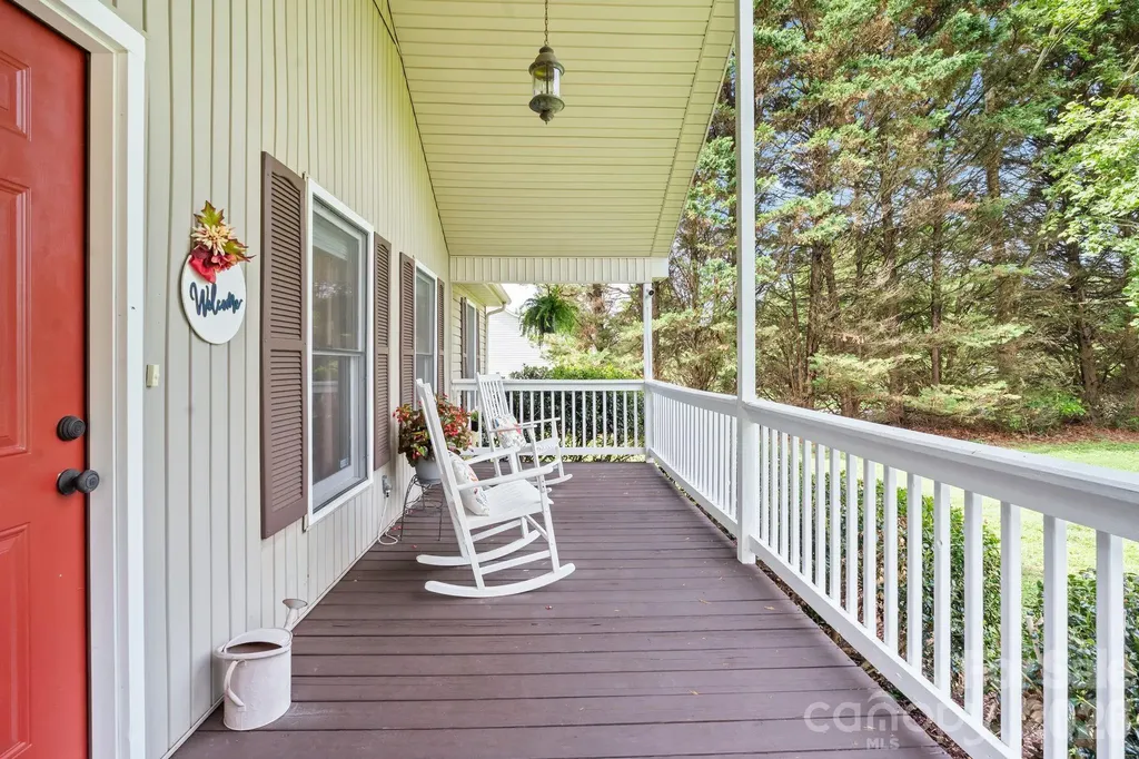 6168 King Wilkinson Road Denver NC 28037