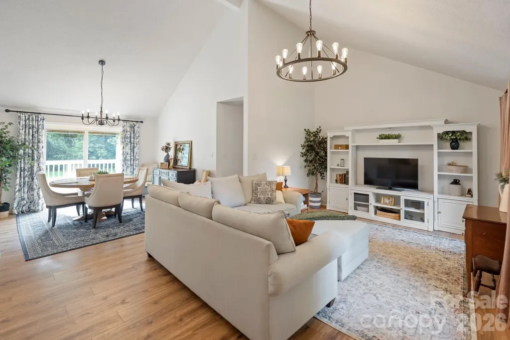 6168 King Wilkinson Road Denver NC 28037