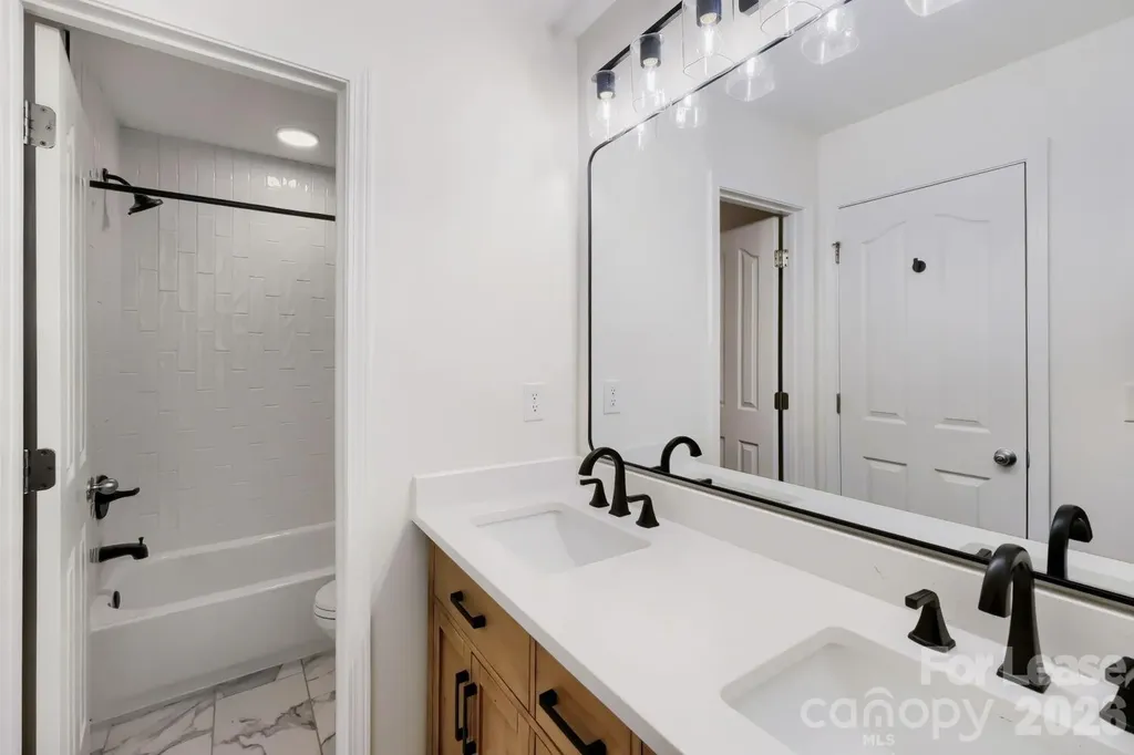 13718 Aldenbrook Drive Huntersville NC 28078