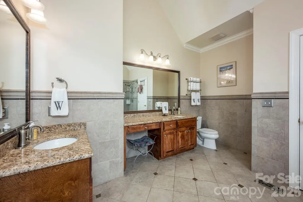 5523 Weavers Row Gastonia NC 28056
