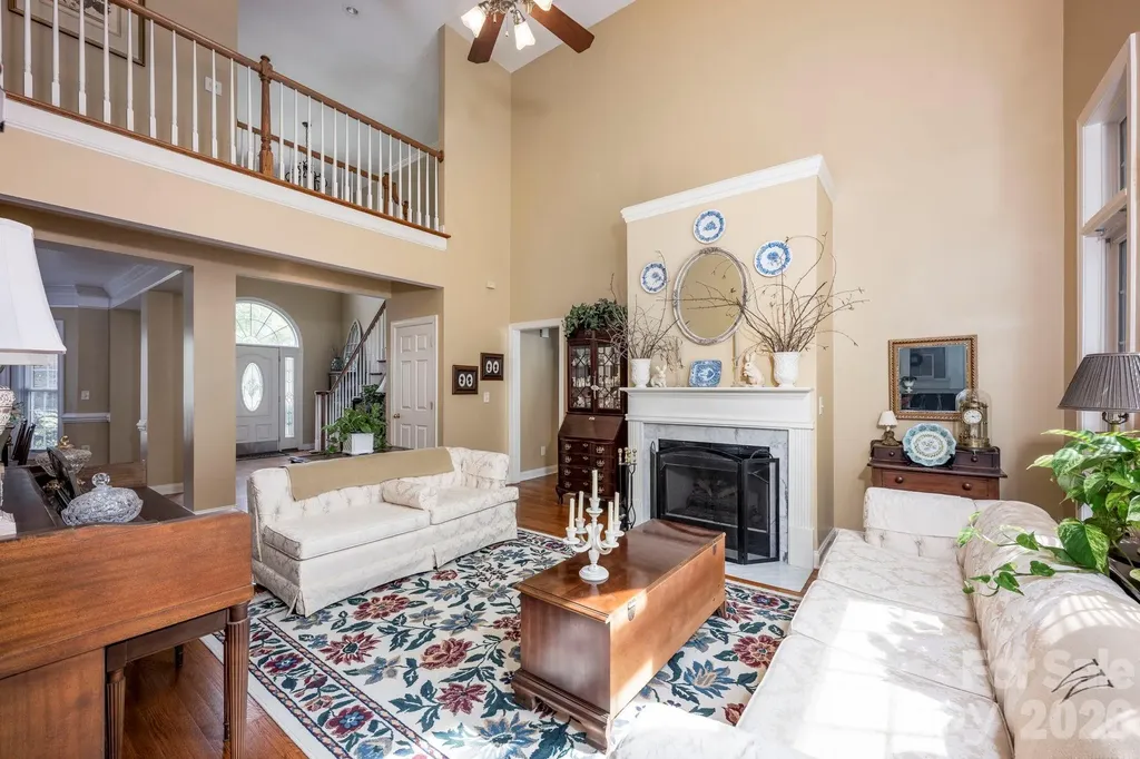 5523 Weavers Row Gastonia NC 28056