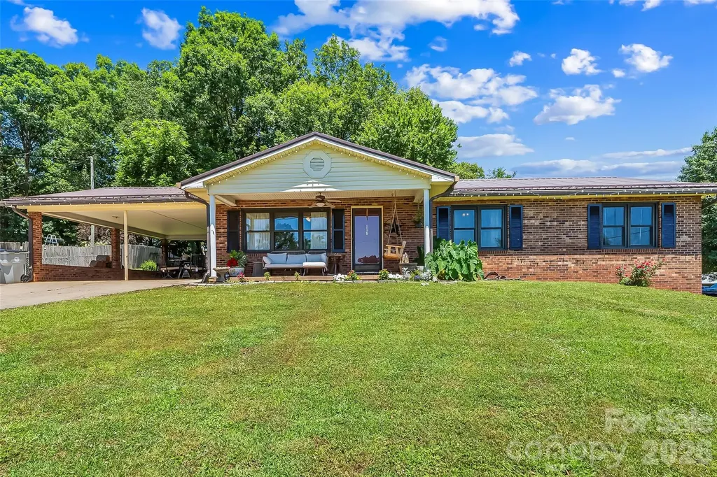 118 Hoover Street NW Lenoir NC 28645