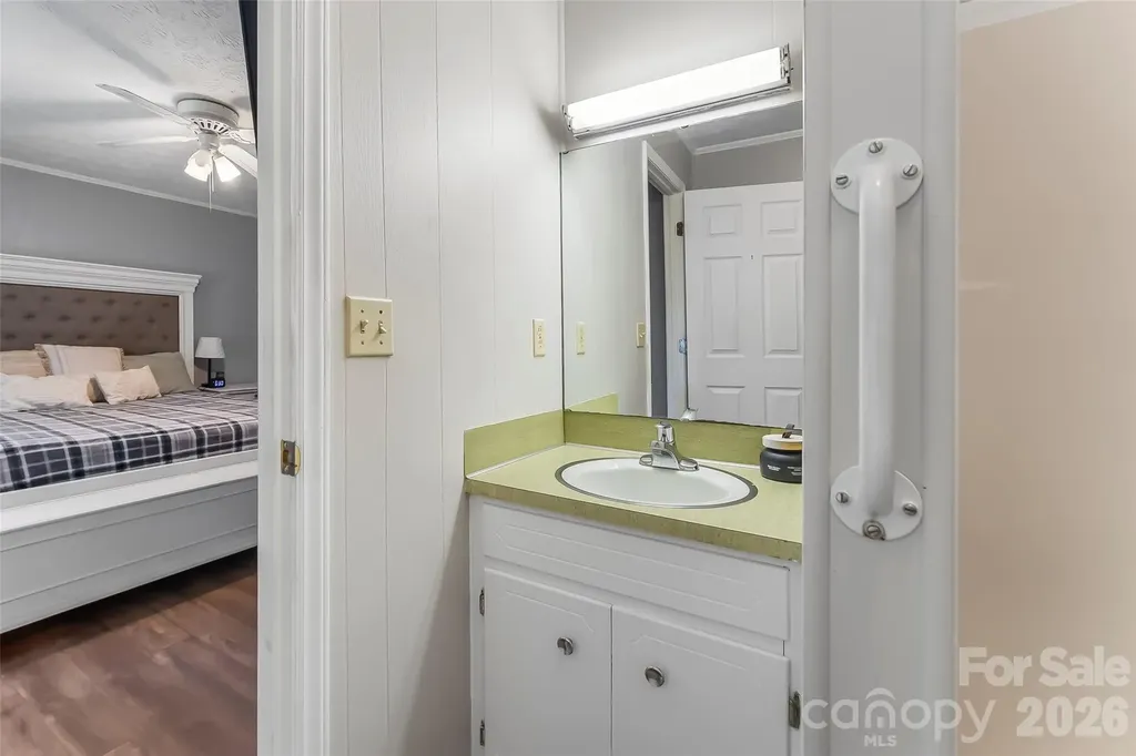 118 Hoover Street NW Lenoir NC 28645