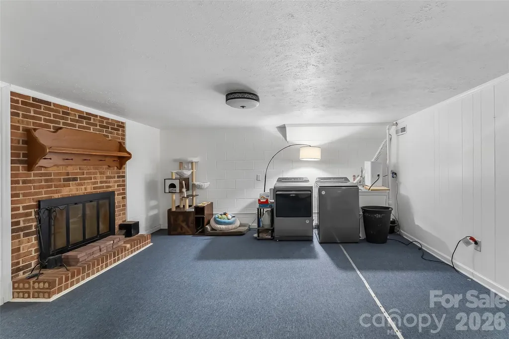 118 Hoover Street NW Lenoir NC 28645