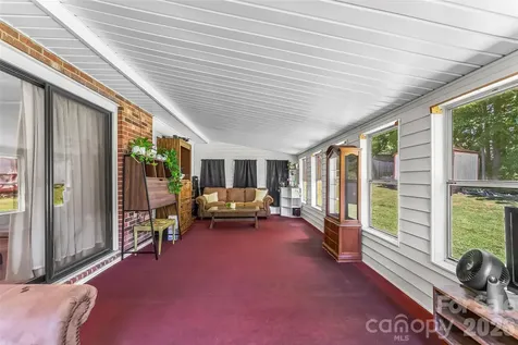 118 Hoover Street NW Lenoir NC 28645