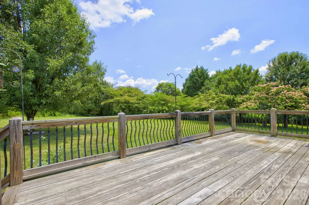 122 Cheraw Lane Flat Rock NC 28731