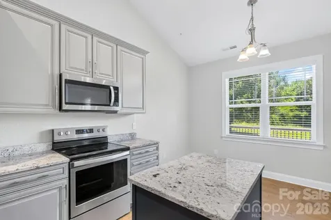 122 Cheraw Lane Flat Rock NC 28731