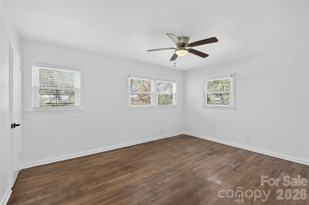 5412 Milhaven Lane Charlotte NC 28269