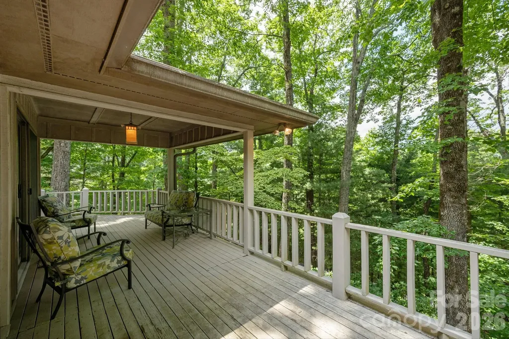 117 Tarnhill Drive Flat Rock NC 28731