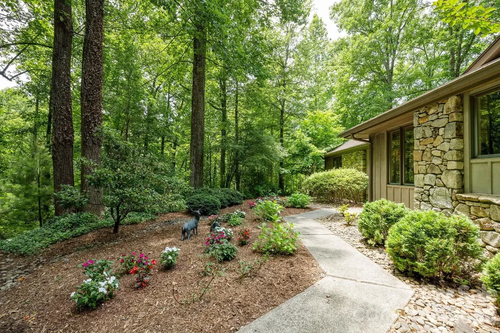 117 Tarnhill Drive Flat Rock NC 28731